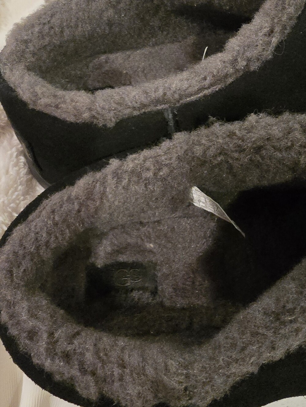 UGG Pumped Slides Black 8 1158215 Suede New - Picture 8 of 9